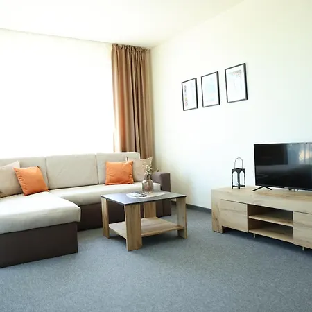 Blue Horizon Family Suite - Top Floor Sea View شقة *
