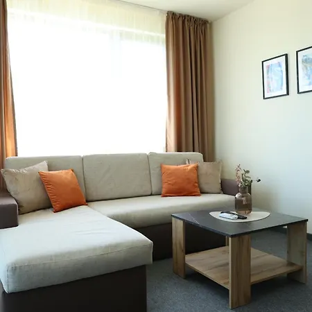 Blue Horizon Family Suite - Top Floor Sea View شقة سينتس قسطنطين وهيلينا